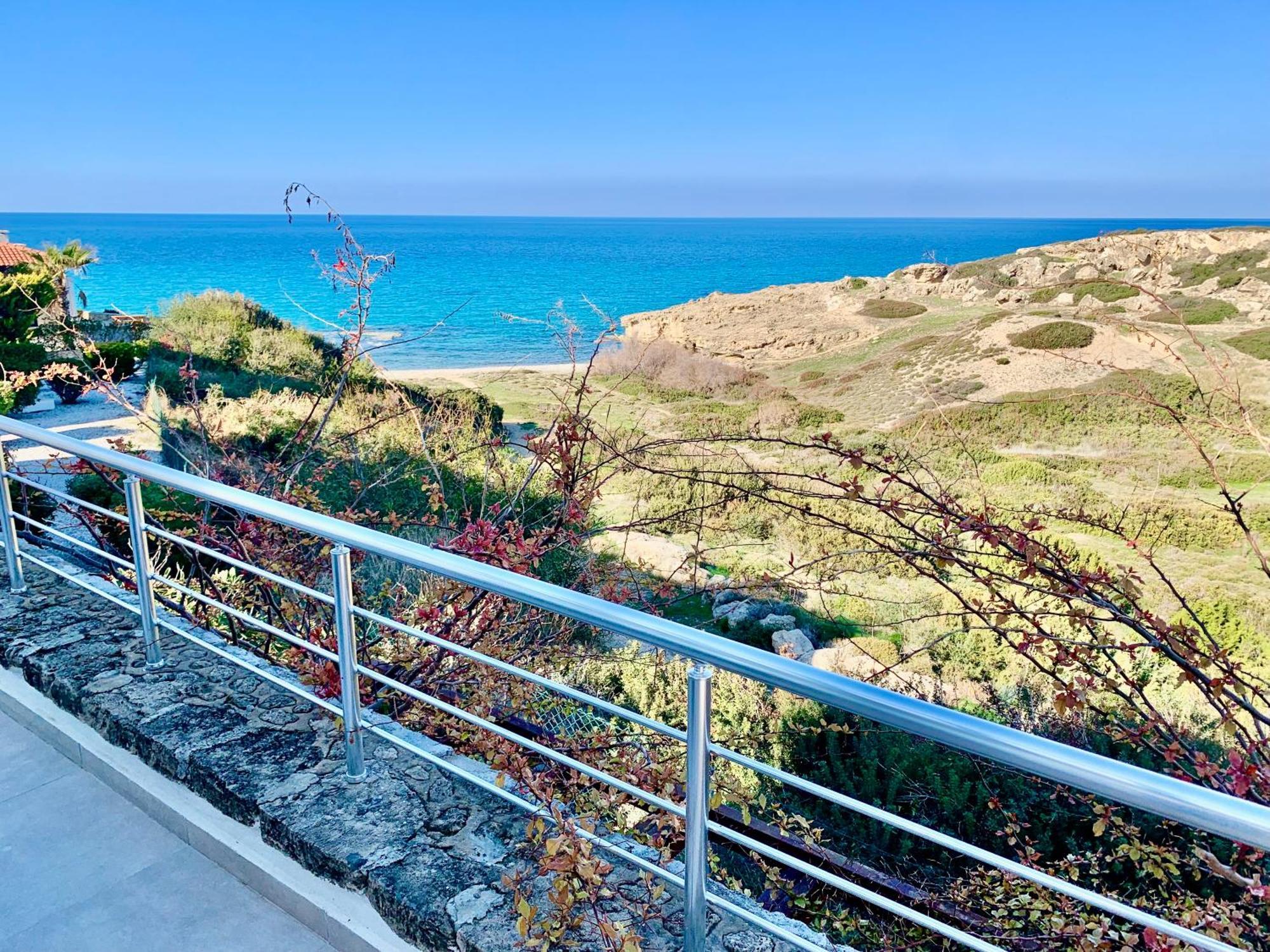 Boho Bay Apartment Akanthou Luaran gambar